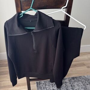 Amazon Black Women's Half Zip-Up Sweatshirt and Pants